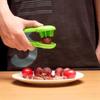 Taglia Uva Pomodorini Ciliegino Fragole per Frutta e Verdura Taglia Insalata Sicurezza Senza Lama Gadget da Cucina