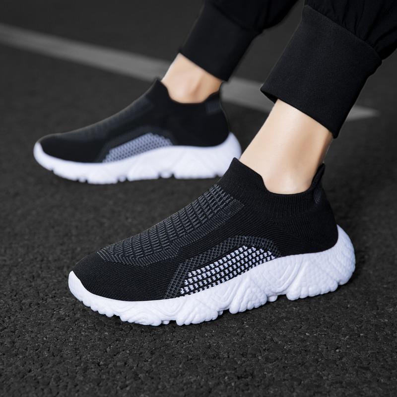 Breathable Women Casual Shoes Lightweight Outdoor Male Walking Shoes Anti-slip Men's Sneakers Slip on Flats Vulcanized Shoes