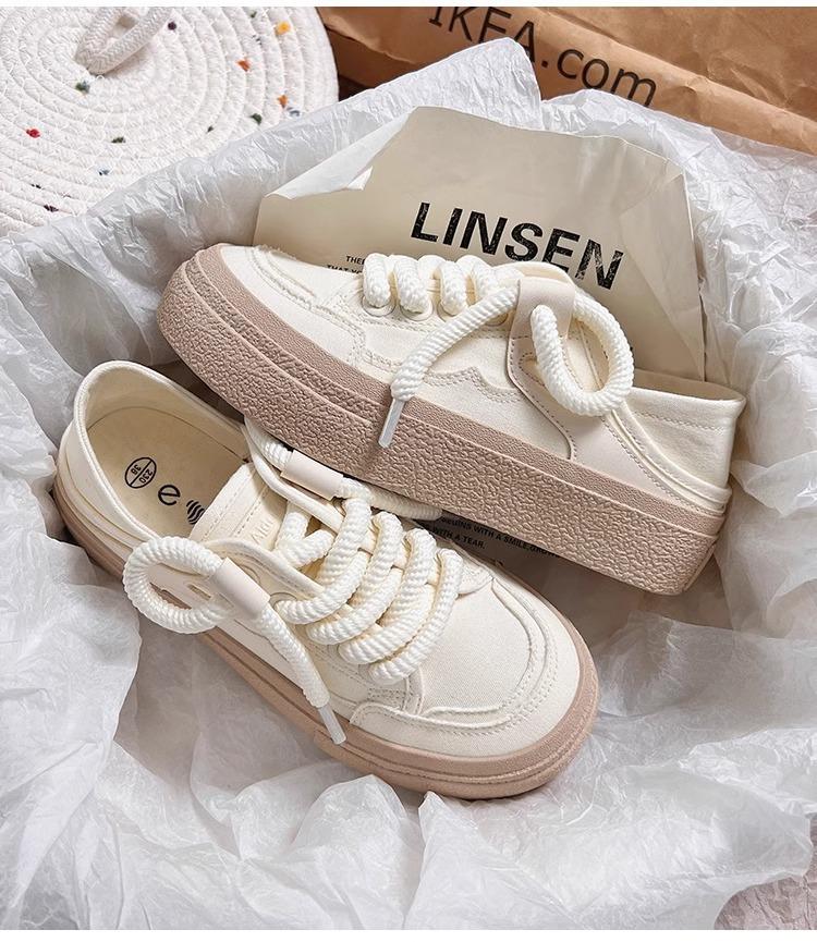 

Маленькие белые туфли женские весна 2025 новые парусиновые туфли дышащие туфли с юбками полуперетаскивание одна педаль женская обувь 40