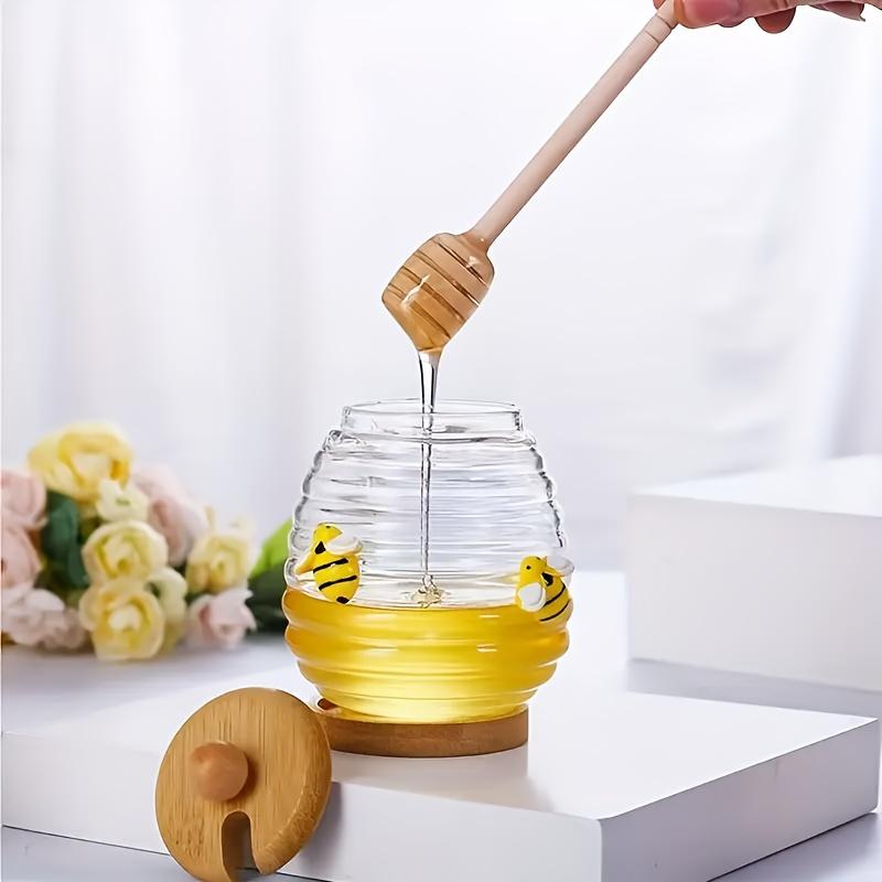 Vasetto per miele in vetro decorato con api, in tre capacità, abbinato a coperchio in legno, bastoncino mescolatore e base, ottimo per la conservazione del miele ai matrimoni e per l'uso quotidiano.