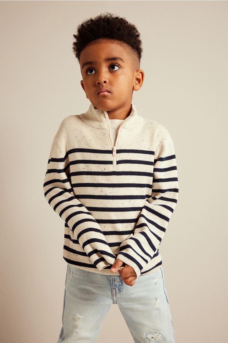 

Свитер HM с молнией в естественную белую полоску