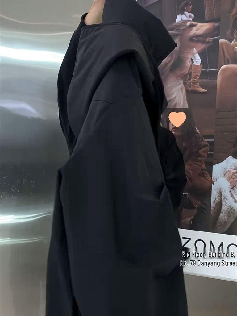 Army Green Women's Hooded Windbreaker: Medium Thickness, Stylish, Versatile, Popular Cargo Jacket for Early Spring.