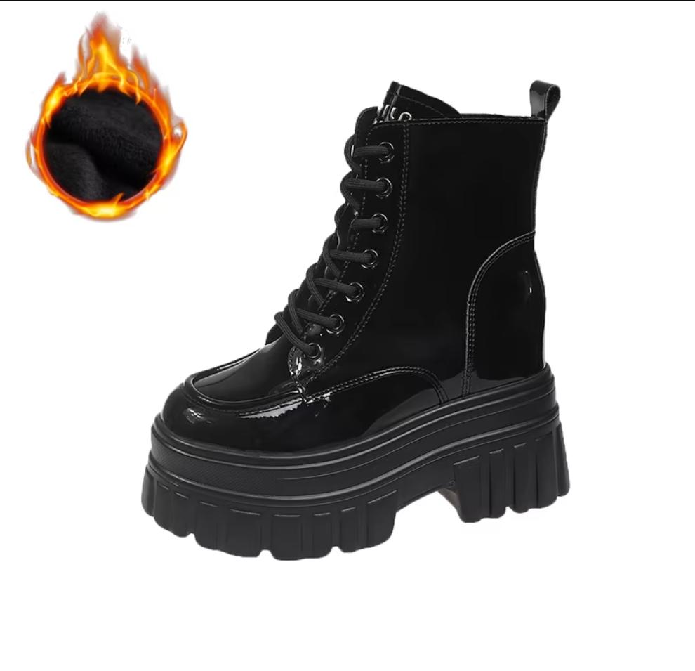 High Platform Ankle Boots Women Lace-up Combat Motorcycle Boots Classic Punk Leather Shoes Woman Thick Soles Warm Fur Snow Boots