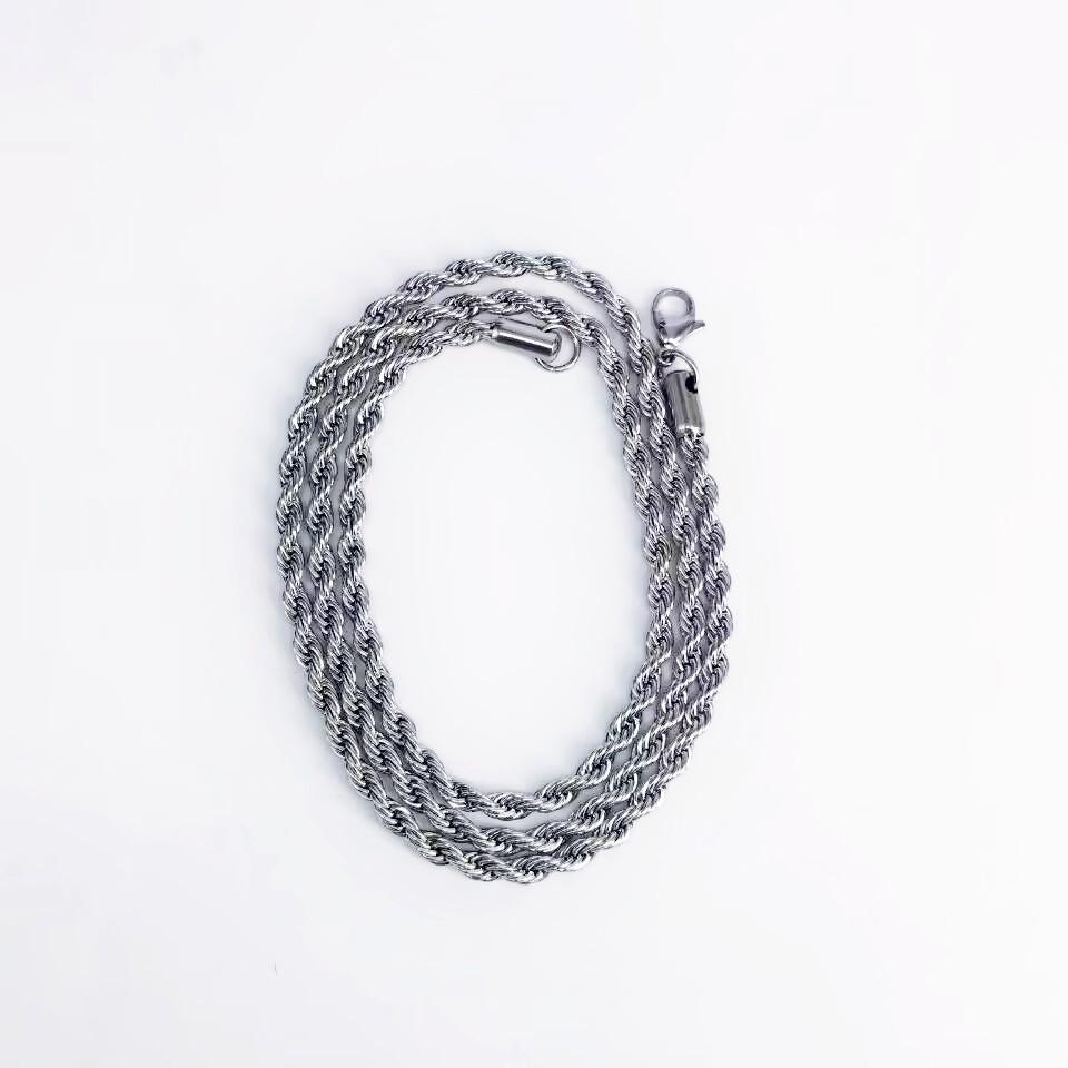 Reasonable Price Hiphop Heart Big Gold Zircon Cursive Letter Pendant Cuban Link Ice Chain Heavy Necklaces for Women with Clasp