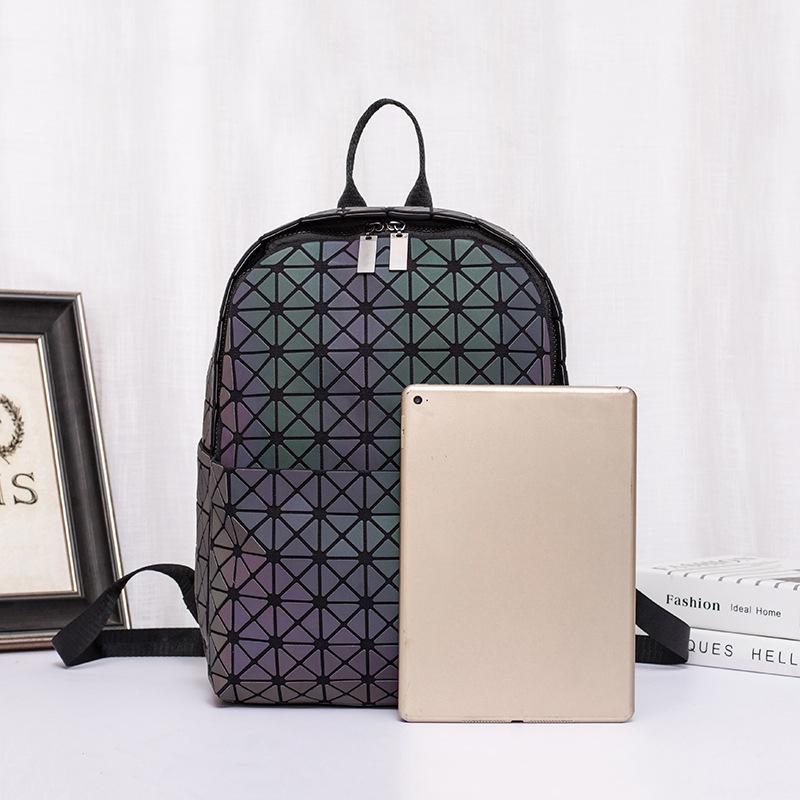 New Geometric Backpack Luminous Diamond Backpack Fashionable Student Backpack Women's Bag