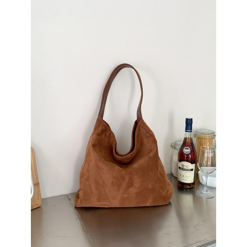 

Autumn and winter new suede bag lazy wind casual shoulder bag niche commuter wind large capacity tote bag women кавовий