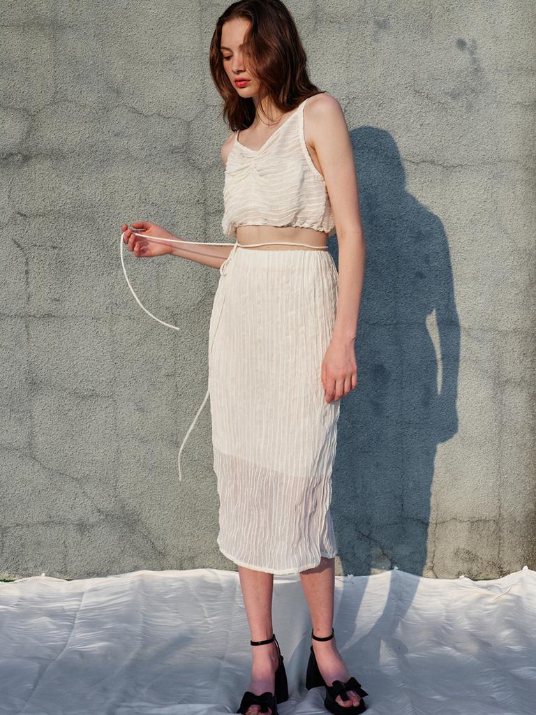 SORRY, TOO MUCH LOVE Lofty Pleats Chiffon Two-Piece Dress_Cream