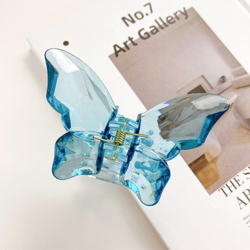 Elegant Handcrafted Plastic Hair Claw Clips In Vibrant Colors For Women