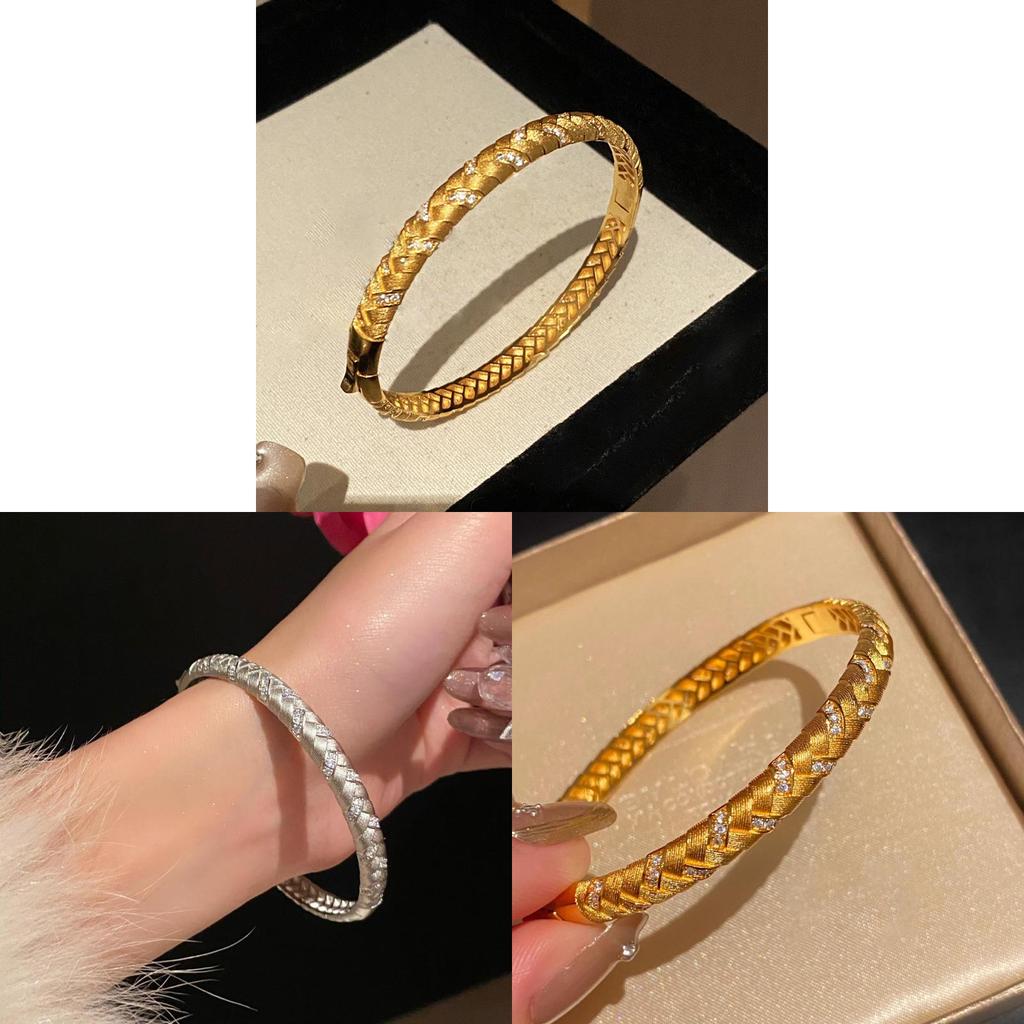Copper Plated Wheat Motif Bracelet With Elegant Design For Women