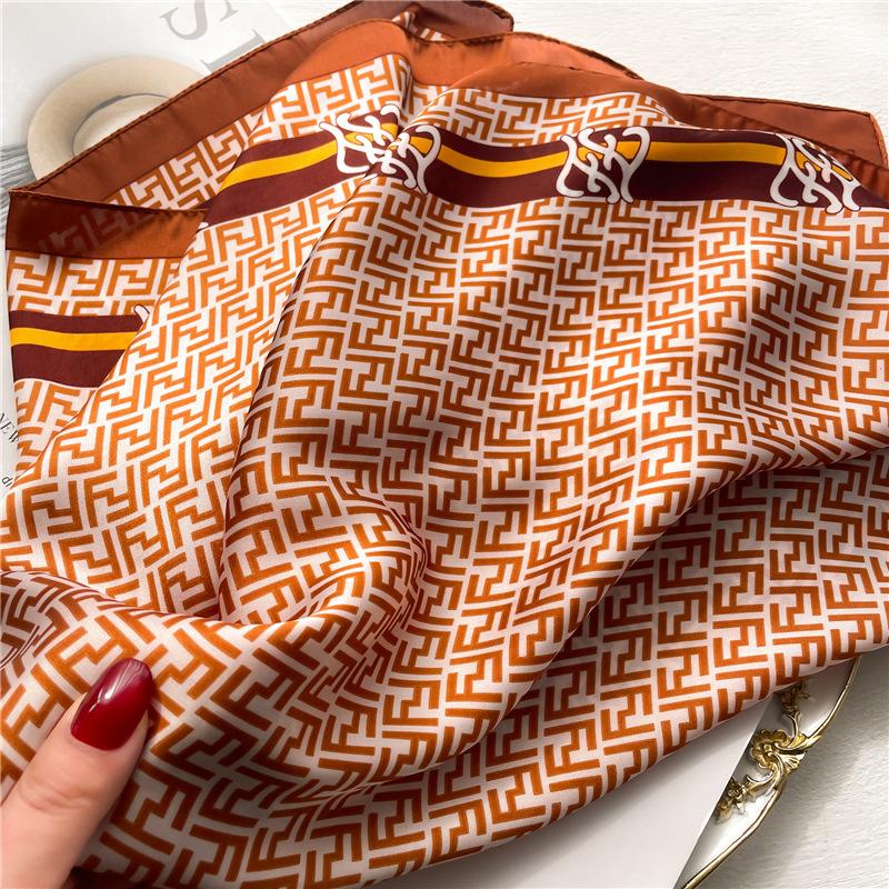 Light luxury high-end silk scarf women's scarf versatile fashion spring and summer sunscreen scarf square scarf letter F