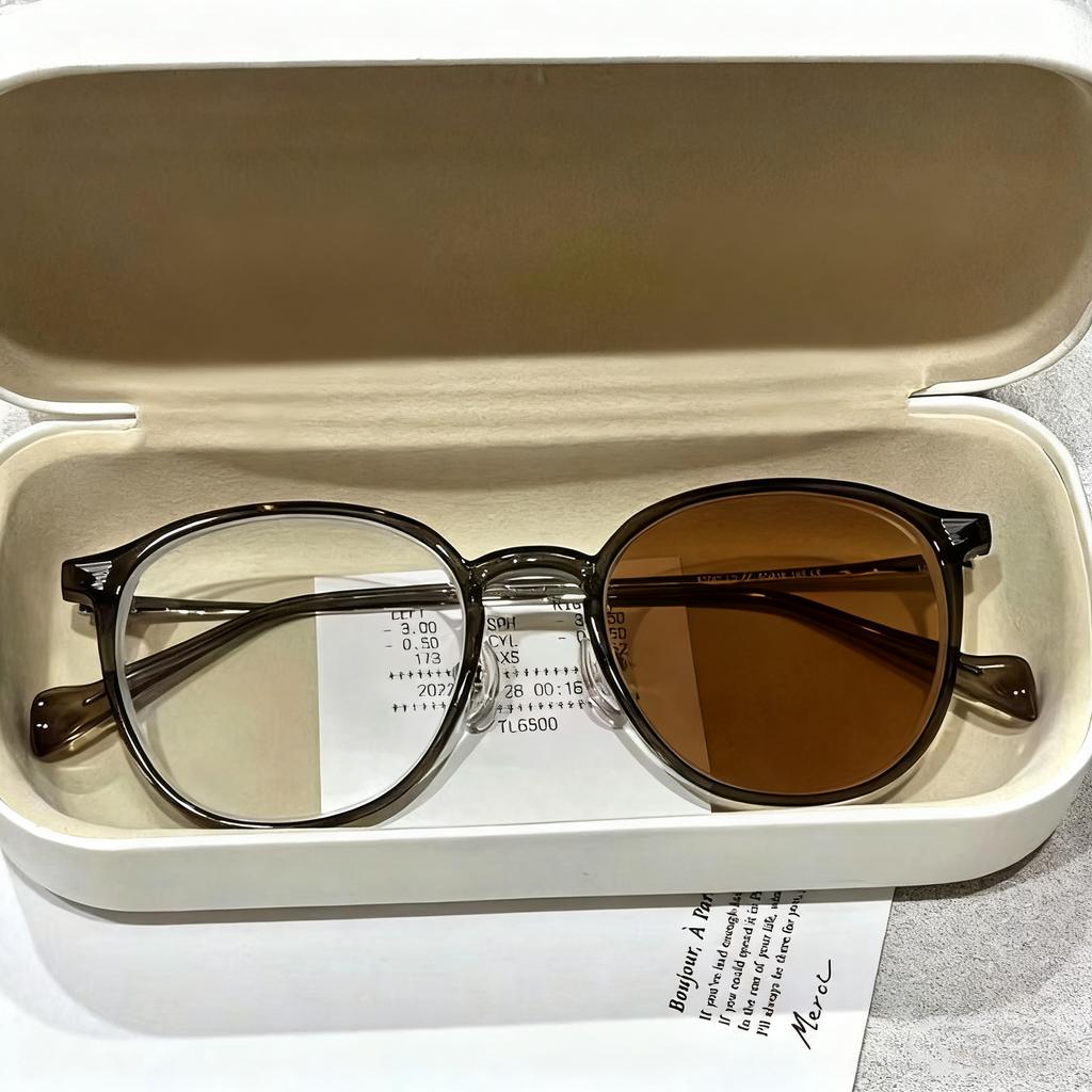 New Fashionable Round Frame Photochromic Women's Myopia Glasses Outdoor Neutral HD Face Small Anti Blue Light Glasses
