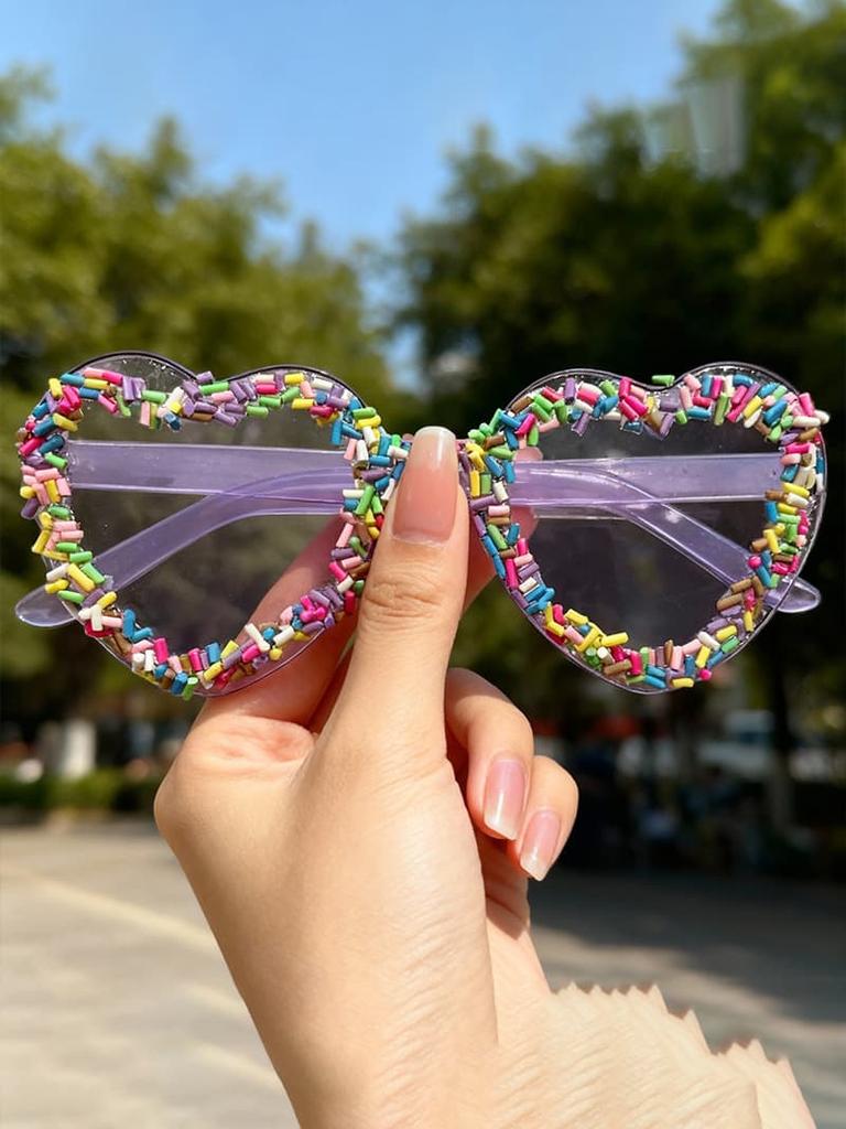 Candy Sprinkle Heart Shaped Sunglasses Novelty Design Fashion Eyewear for Street Style and Photo Booth Props KJ191
