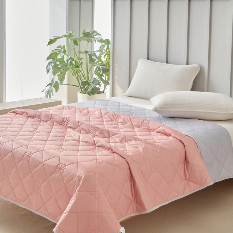 Lightweight Cool Quilt For Hot Sleepers Summer Cooling Blanket Smooth Double Side Cold Bedspred Comforter