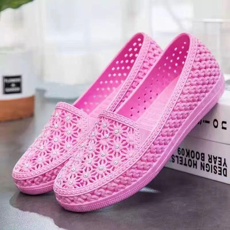 New Summer Baotou Flat-bottomed Hole Shoes Mother Shoes Fashionable Lazy Shoes Nurse Shoes Platform Casual Versatile Purple