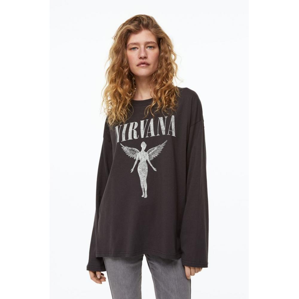 

Топ оверсайз с принтом HM темно-серый Nirvana