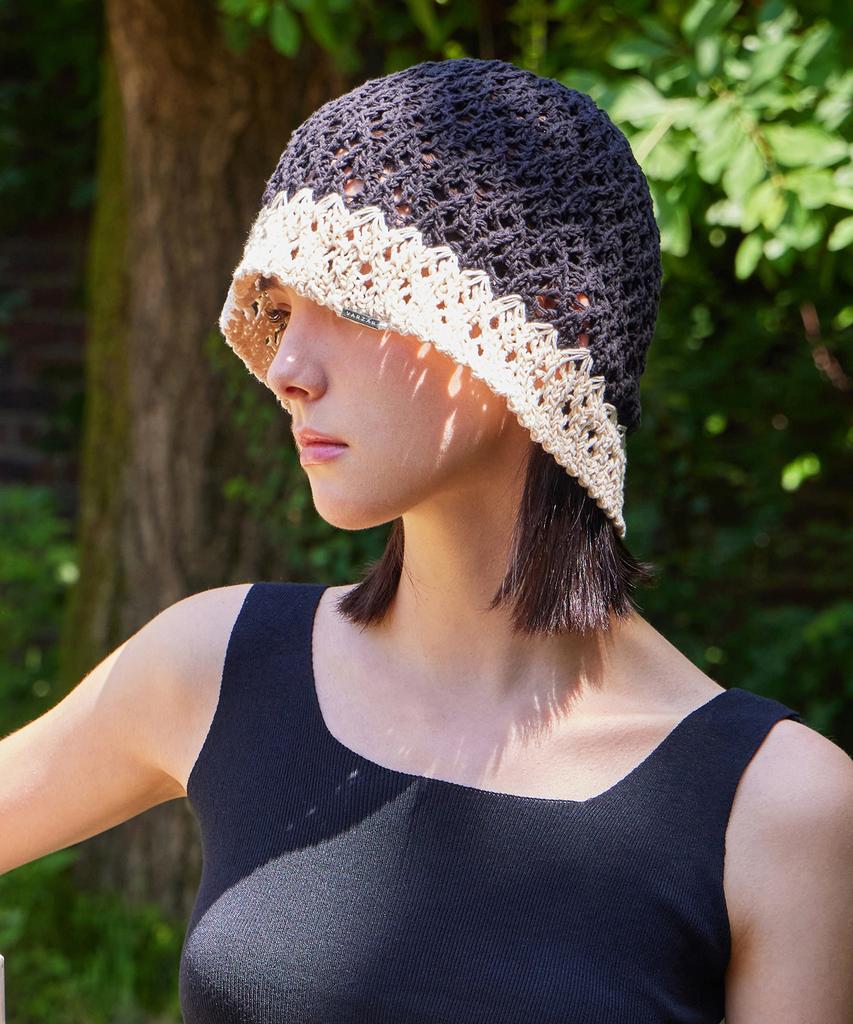 Bajal Metal Tip Crochet Two-Tone Bucket Hat Black