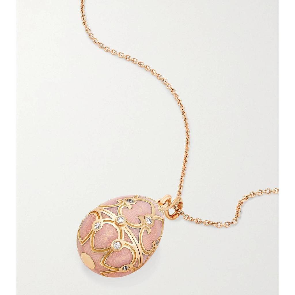 Vintage Shell Pendant Necklace With Gold Plating For Women And Men