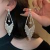 Luxury Temperament Sparkling Hollow Flower Rhinestone Tassel Dangle Earring Women's Charm Bride Wedding Engagement Jewelry Gift