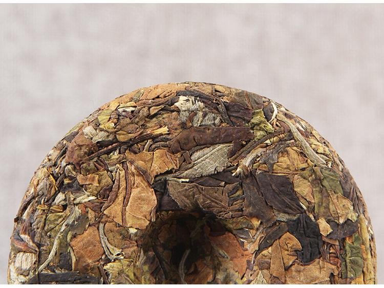 Yunnan High Mountain Ancient Tree White Tea Cake - 100g, Sun-Dried with Honey Aroma