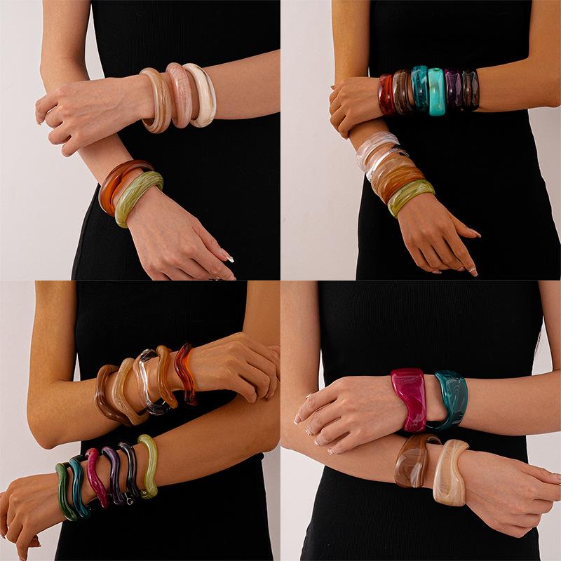 Colorful Geometric Acrylic Bracelet: Trendy, Unique, and Personalized Design