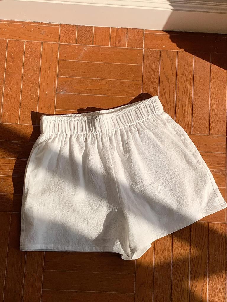 European Fashion Women's Solid Color Loose Casual Shorts (2026)