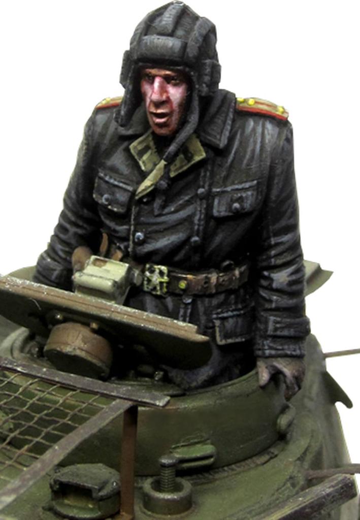 Evolution Miniatures Comandant de tanc sovietic aplecat din trapă Kit de rășină 1/35 1943-1945 EM-35245