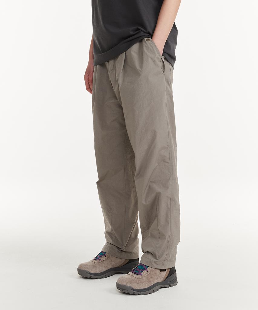 HELEMENT Henry One-Pleat Slacks (W/Grey)