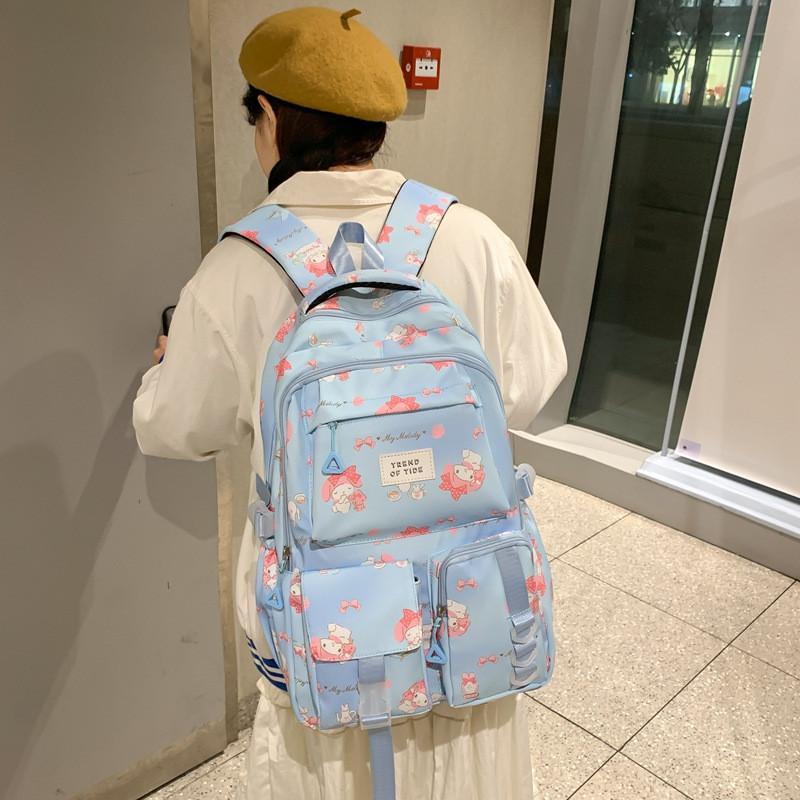 Versatile Durable Large Capacity Backpack For Students In Trendy Colors For School Use