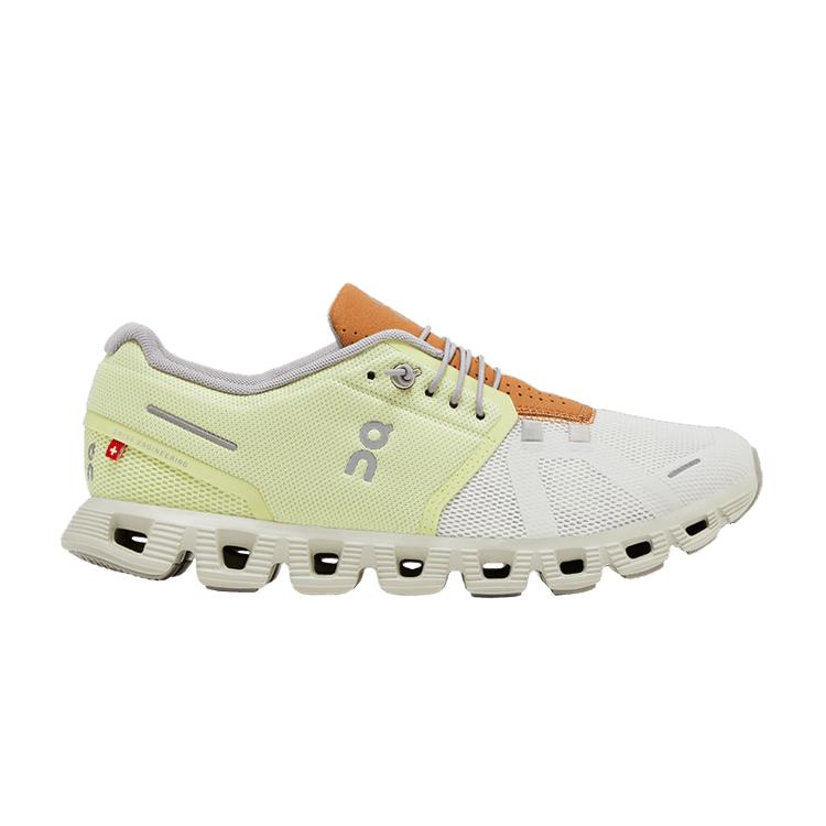 

Женские кроссовки ON Cloud 5 Hay Ice белые 59.98362 37
