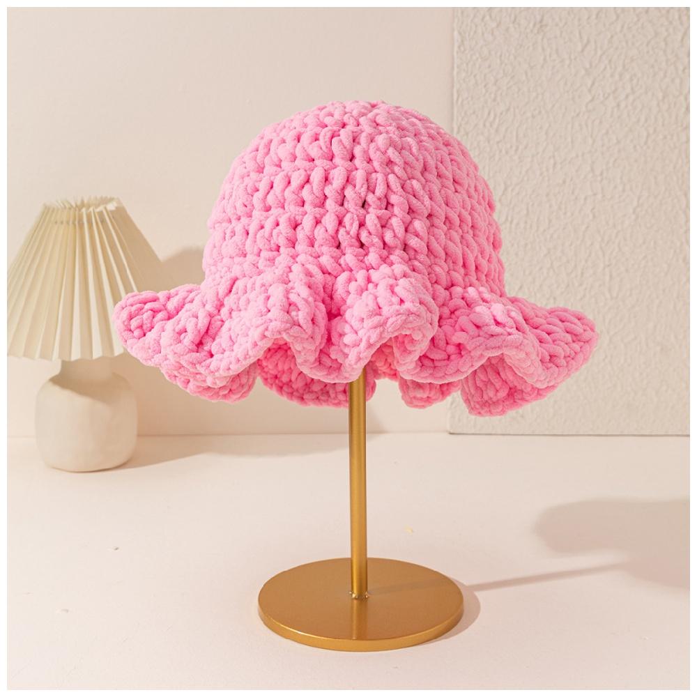 Autumn Winter Best Seller Womens Hand-Knitted Chunky Yarn Cloud Beanie with Wavy Edge Fisherman Hat Warm Beanie for Women
