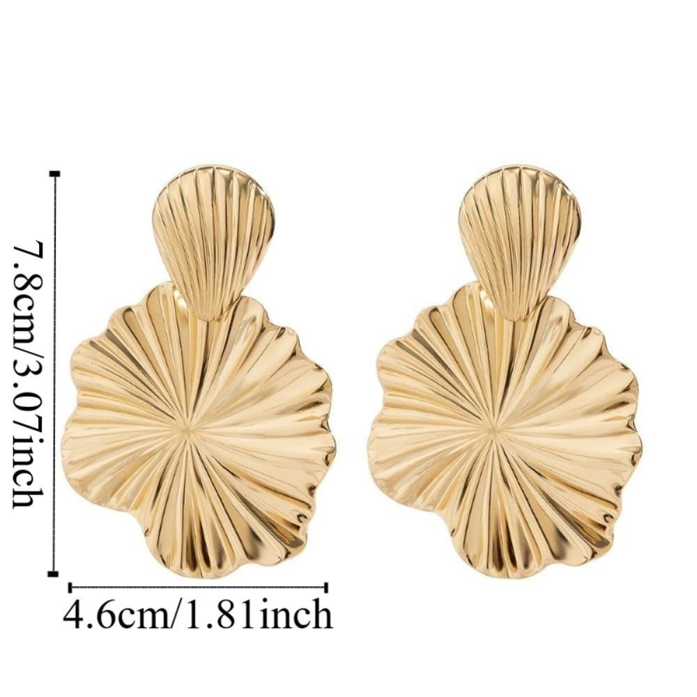 Gold Color Lotus Leaf Earrings Zinc Zinc Alloy Pendant Earrings Trendy Geometric Drop Earrings Party