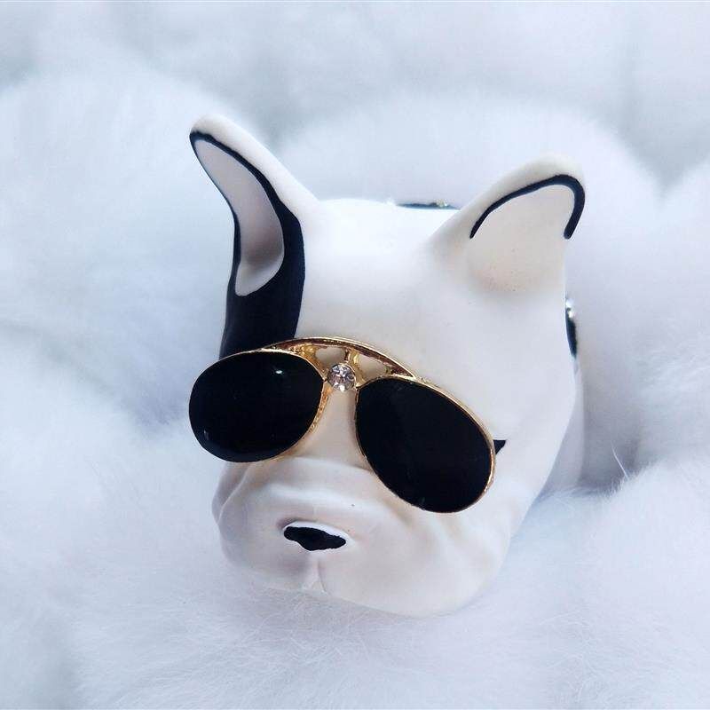 Creative Car Accessories Car Fragrance Diffuser Stone Dog Head Car Air Freshener Clip for the Year of the Dog Gift