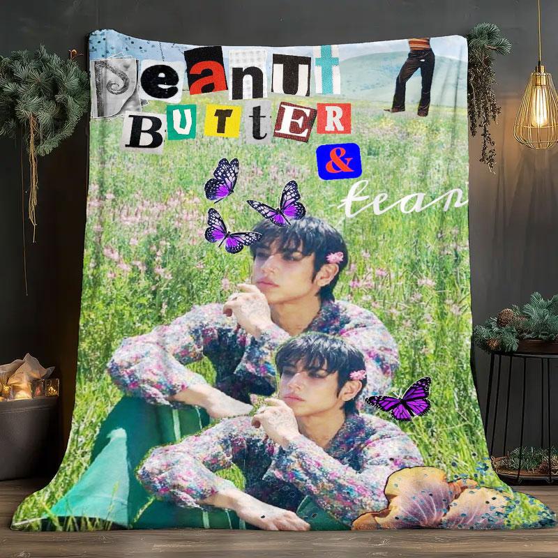 1Pc dprian Print Flannel Blanket, High quality Comfortable for All Seasons, Warmth and Comfort, Perfect for Christmas Gifts