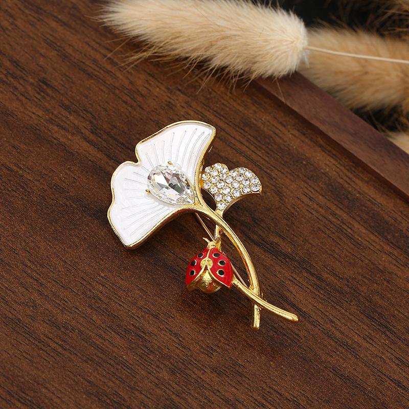 Pin de rever dulce în formă de floare, incrustat cu broșe strălucitoare pentru femei, fete, corsaj versatil, accesorii vestimentare, cadouri