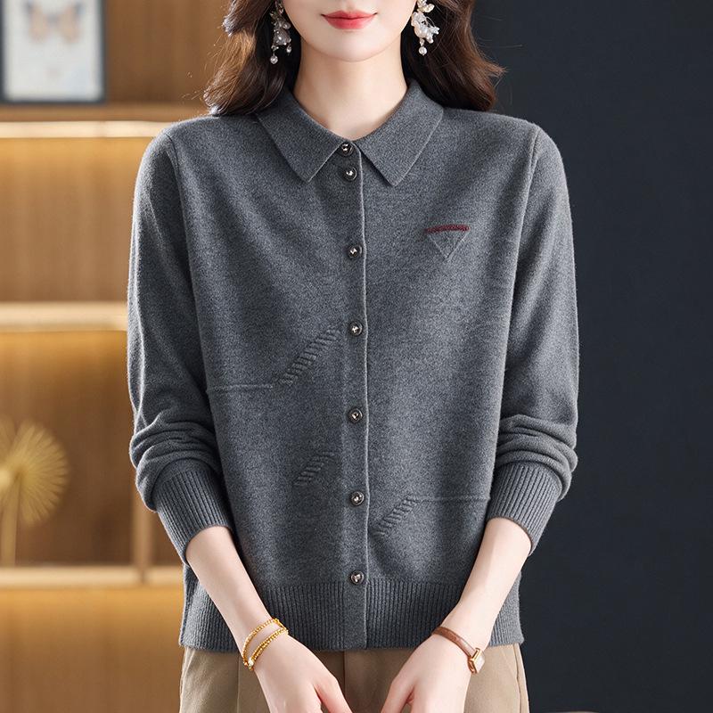Women's Early Autumn Pure Wool Knitted Loose Lapel Cardigan