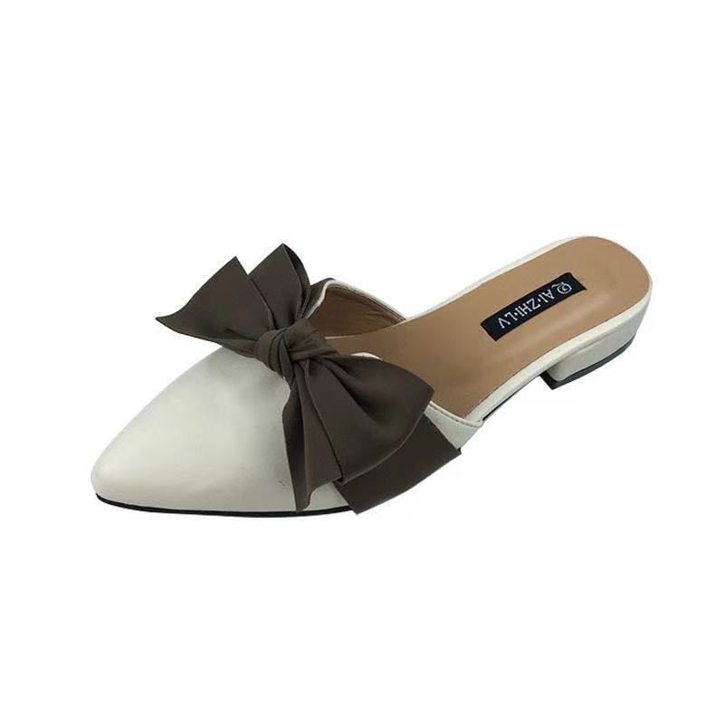 Half slippers women's outerwear 2025 new versatile flat fashion thick heel pedals niche foreign style anti-slip pointed toe