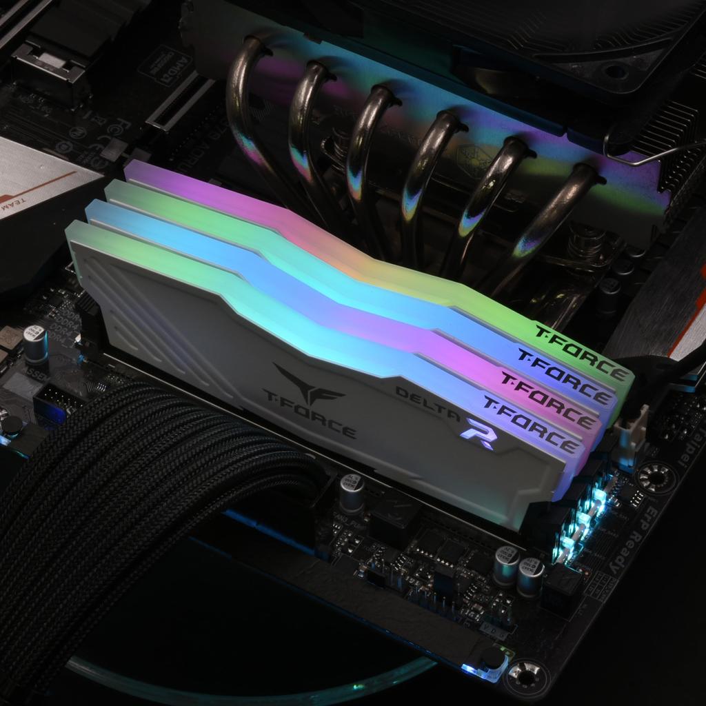 TEAMGROUP DELTA RGB DDR4 3200MHz 16GB x CL16 Desktop Intel Compatible Japan Unlimited Manufacturer TF4D416G3200HC16FDC01 (formerly Team) T-FORCE (8GB