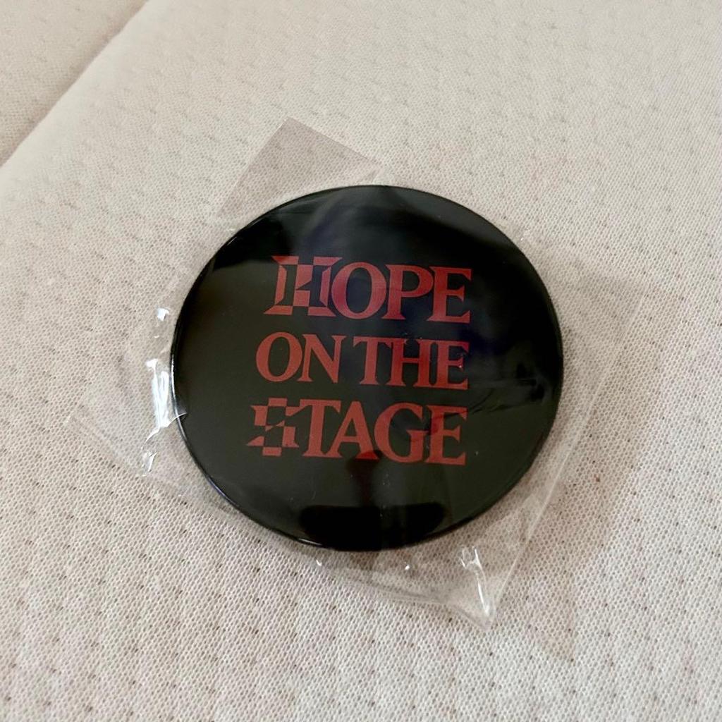 [USED] HOPE ON THE STAGE Capsule Toy Can Badge jhope Hobi BTS
