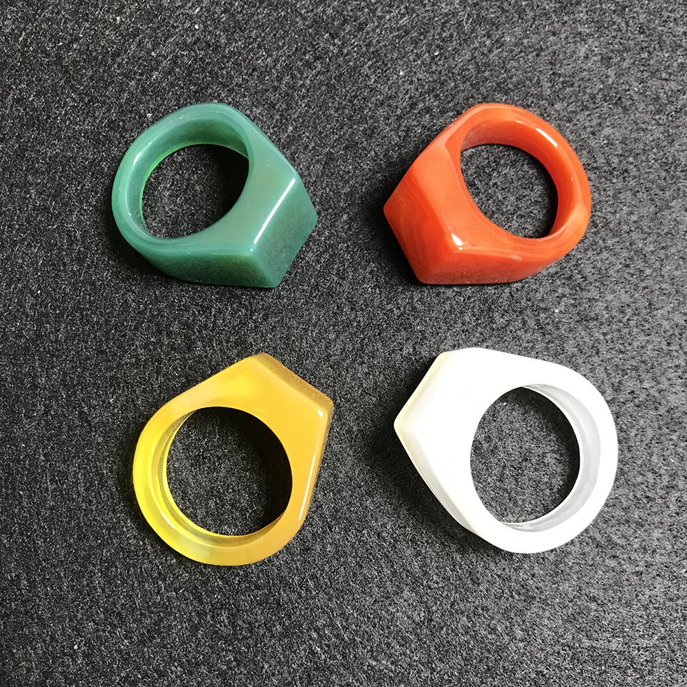 Men's and Women's Large Agate Chalcedony Thumb Rings - Promotional Jade Style