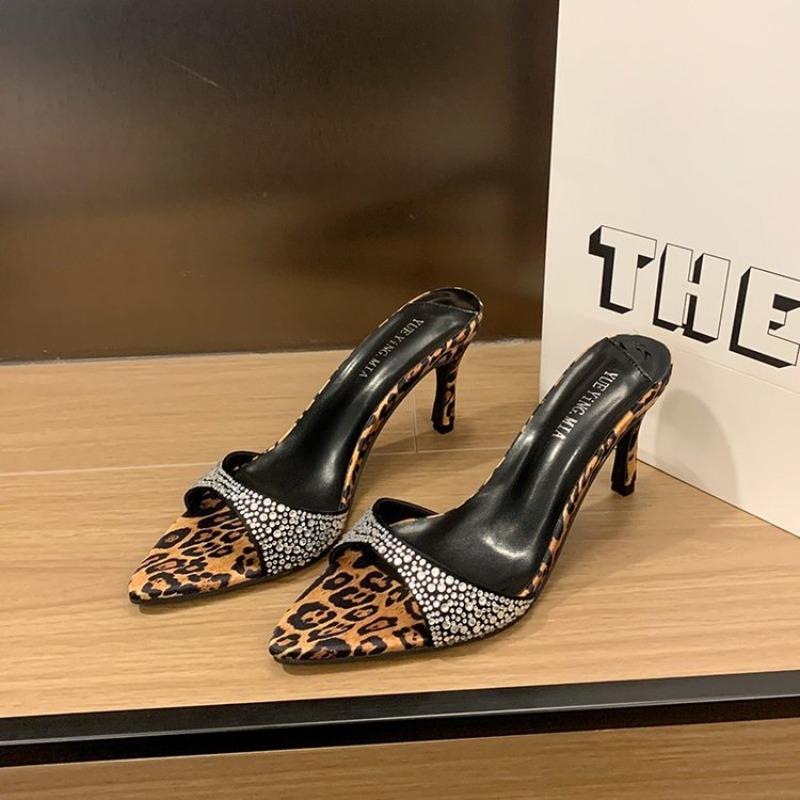 Fashion Liyke Summer Fashion Crystal Rhinestone Women Slippers Sandals Sexy Leopard Print Pointed Toe Mules High Heels Stripper Shoes