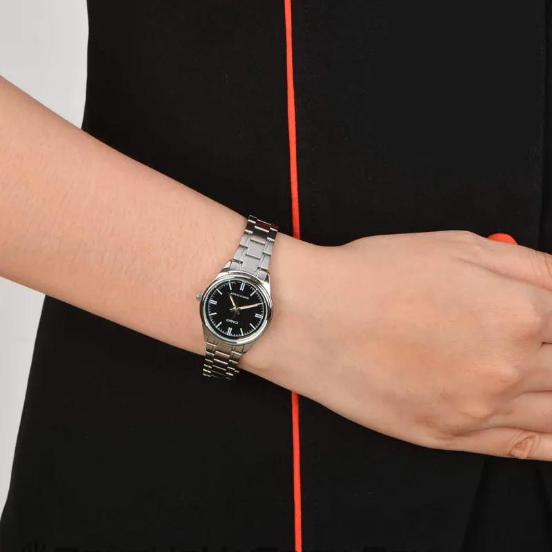 CASIO Women's Standard Series Black Watch LTP-V005D-1B (Unisex) Japanese Korean Watches LTP V005D 1B