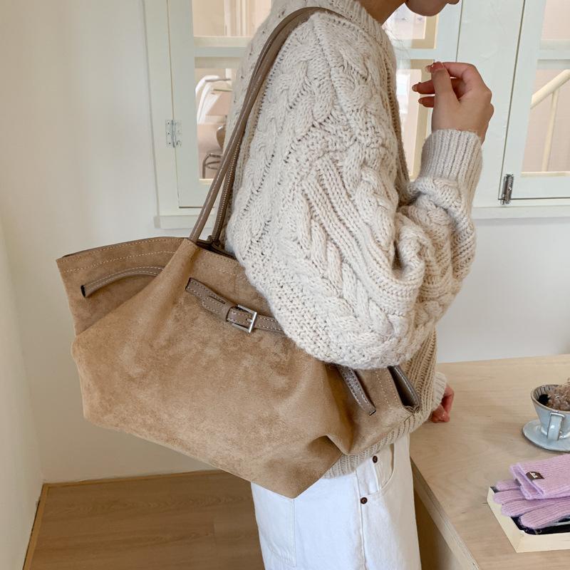 Casual Large-capacity Bag Women's 2025 Autumn and Winter New Retro Suede Portable Tote Bag Commuter Shoulder Bag