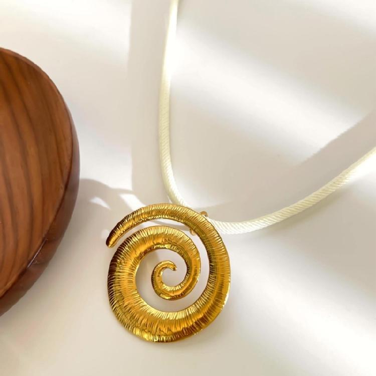 Starfish Necklace Stainless Steel Jewelry Lightweight Adjustable Length Jewelry For Casual Outfits Beach Vacations Gift