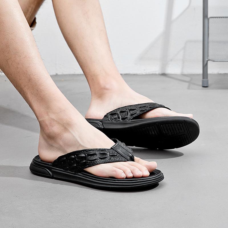 Summer fashion men slippers Anti-Slippery comfort breathable Designer Men Sandals Beach Shoes outdoor Casual  Flip Flops