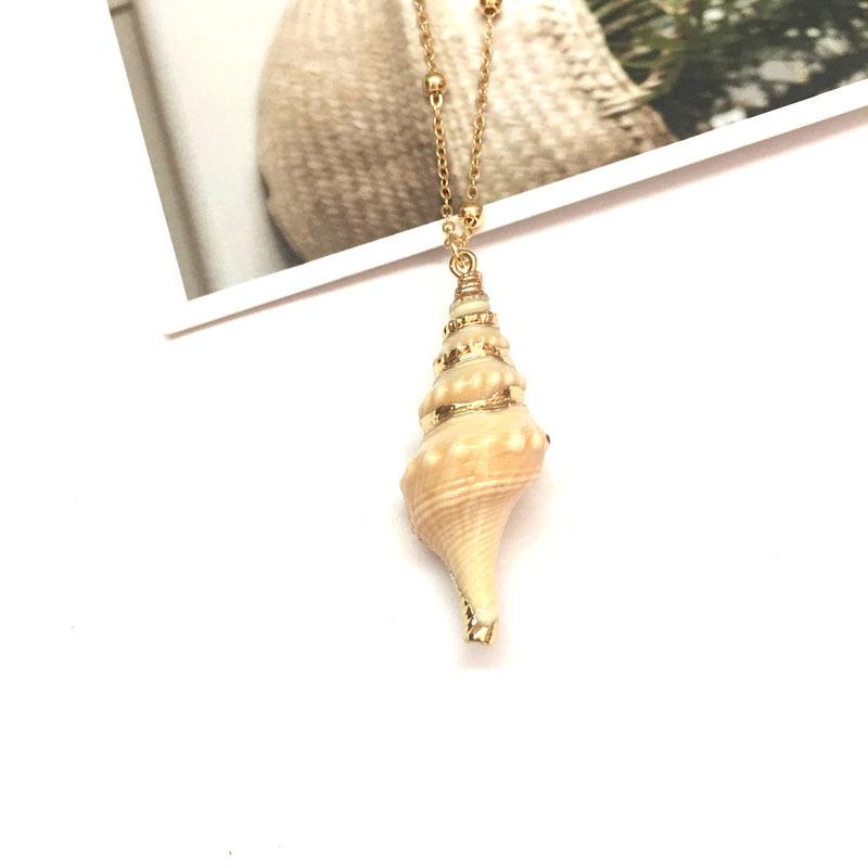 Natural Gold-Plated Conch Pendant Necklace - Colorful Shell & Clavicle Design