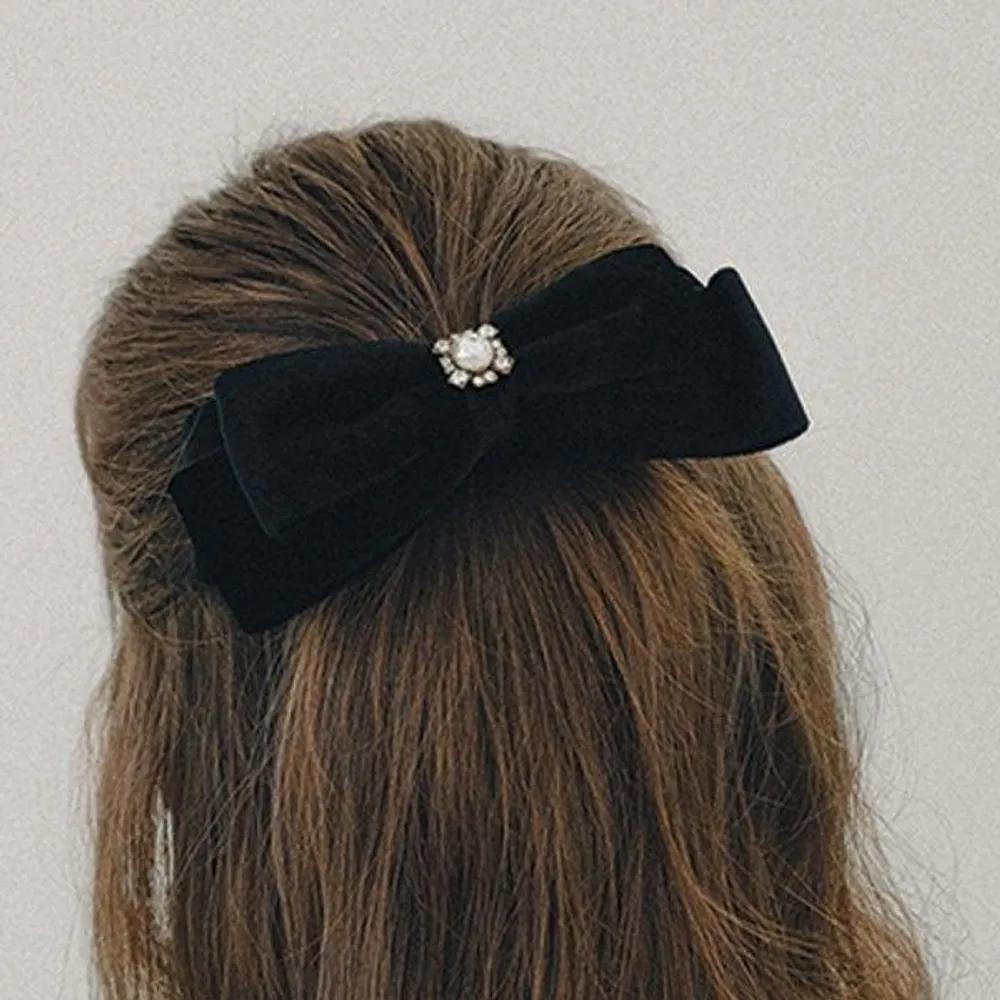 J Lauren Velvet Ribbon Cubic Automatic Pin H01487