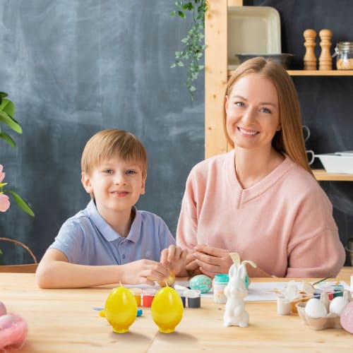 WANDIC Candle Mold, 1 Piece Plastic Egg Shape Candle Mold, Candle Making Tool for Candle Making DIY Crafts