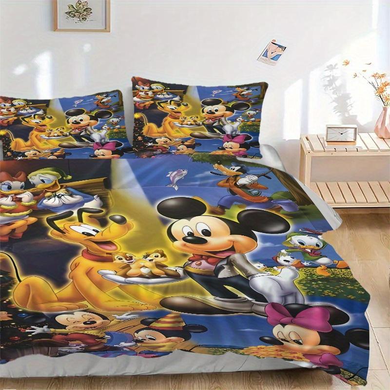 

3pcs Mickey Mouse & Friends Christmas Holiday Quilt Cover Set, Soft and Cozy Bedroom, Guest Room and Dorm Decorative Bedding 3-Piece Set 1 Q 135x200cm