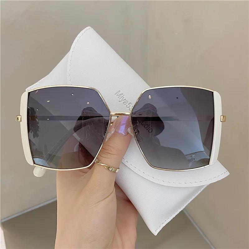 

New Fashion Square Sunglasses Women s Brand Designer Metal Sun Glasses Women Outdoor Driving Fashion Eyewear UV400 Oculos De Sol As shown