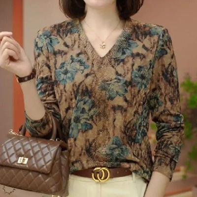 Maillard Spring Autumn Middle-aged Elderly Mothers V-neck Long-sleeved Fashionable Bottoming Shirt for Women